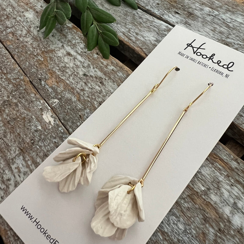 Fallen Petal Earrings in Ivory - Medium/Large