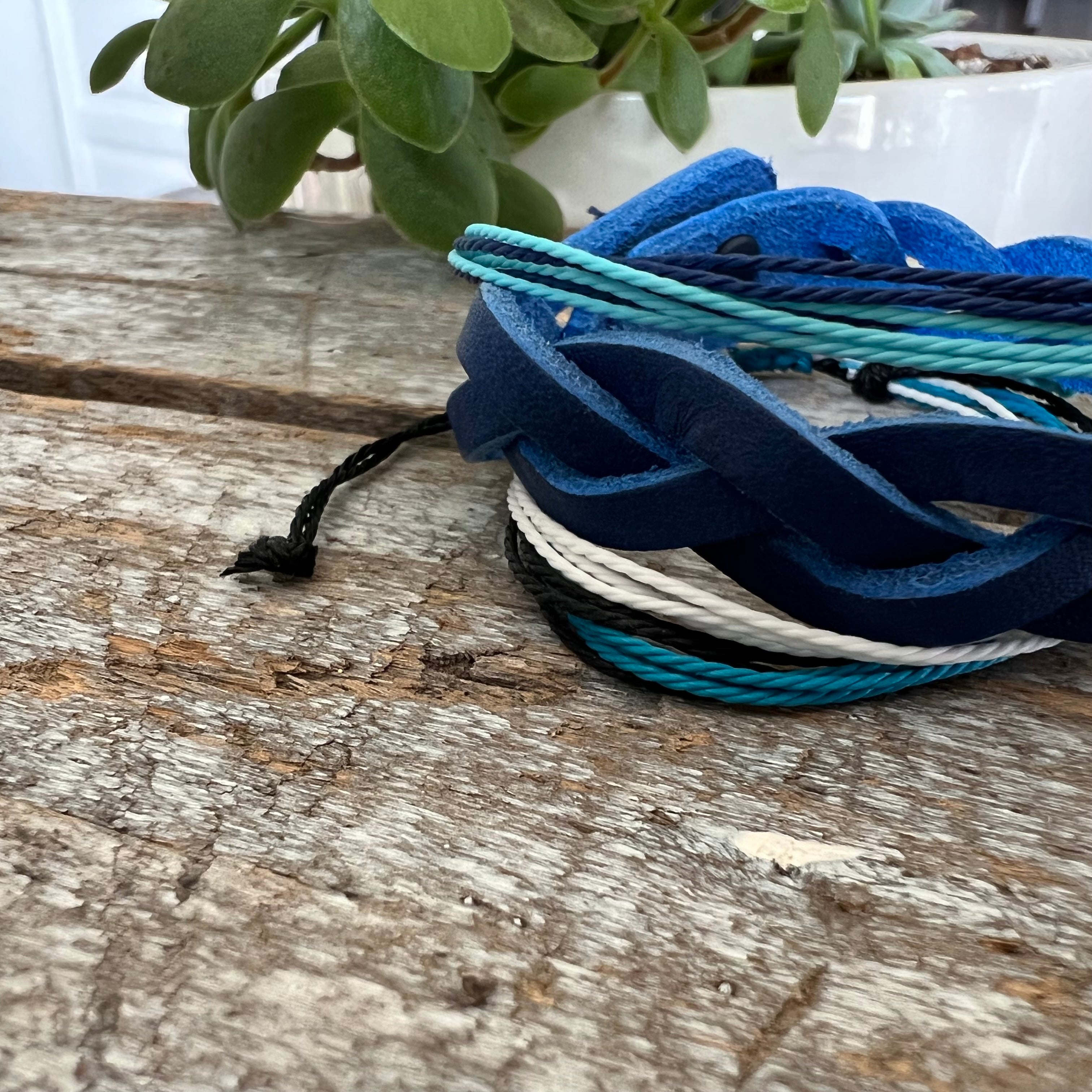 Men's or Ladies Rope Bracelet. Double String Bracelet with Adjustable Knot.  Women's & Men's Cord Bracelet. Nautical Blue Paracord Rope. 4mm